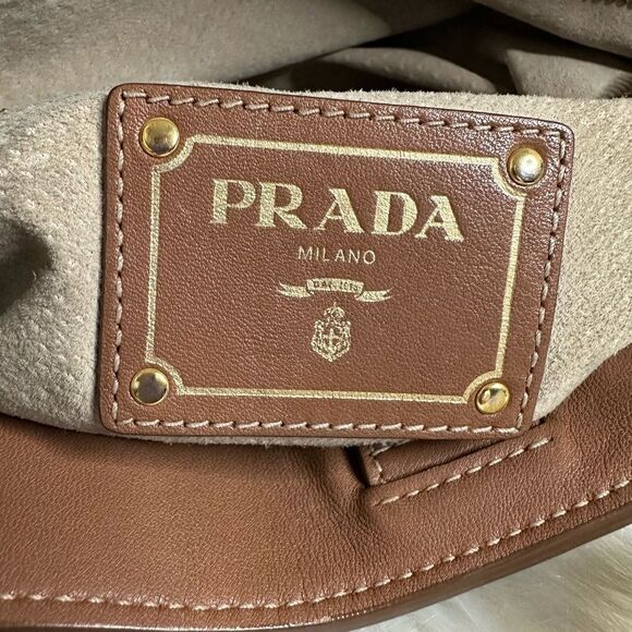 💯Authentic Prada Tote Bag-Two-way🍀 - Picture 10 of 15